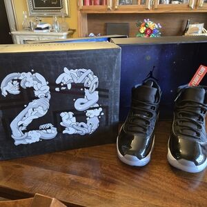 Nike Air Jordan 11 Retro Hightop Mens Shoes - Black